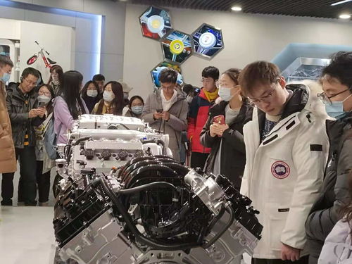 走進紅旗展館,感悟紅色精神 文學院黨委開展參觀紅旗文化展館及蔚山工廠學習教育實踐活動